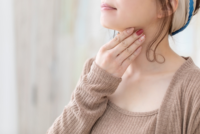 食道がん｜のどの違和感や飲み込みづらさがある方へ